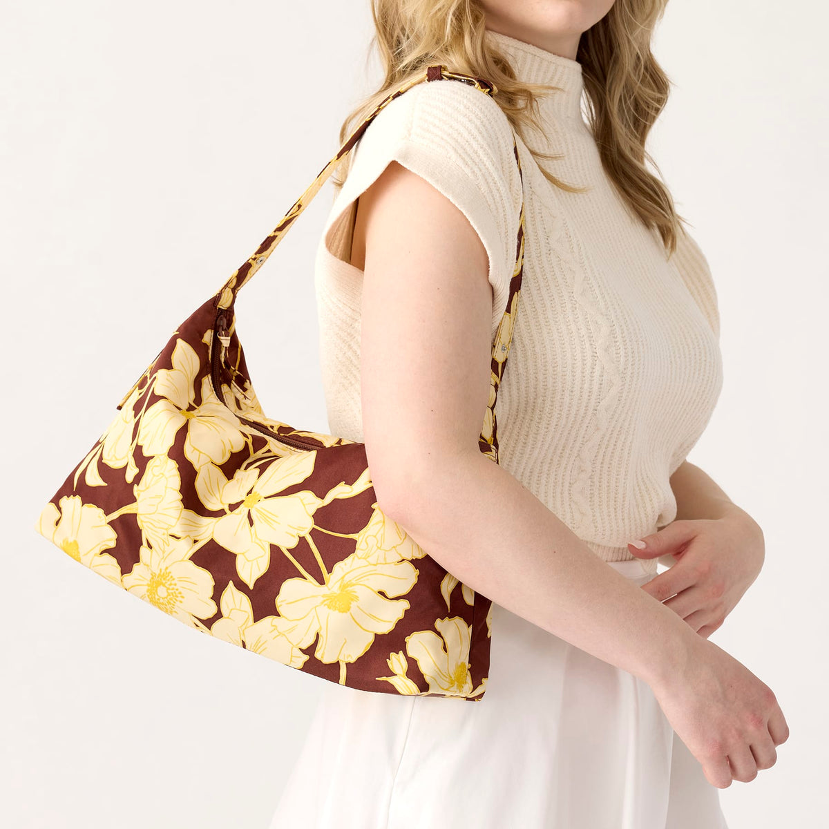 Marcelle Shoulder Bag - Scattered Anemones