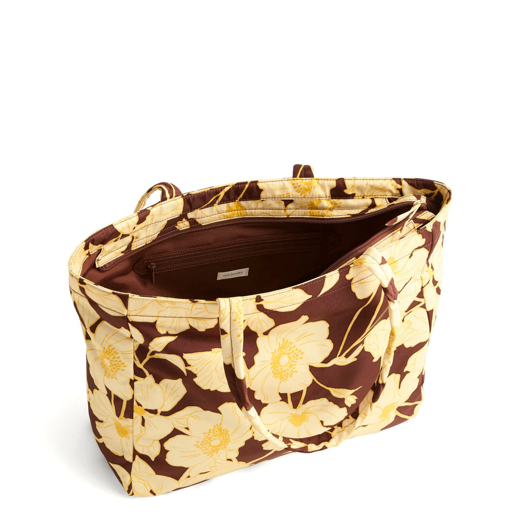 Hathaway Tote Bag - Scattered Anemones