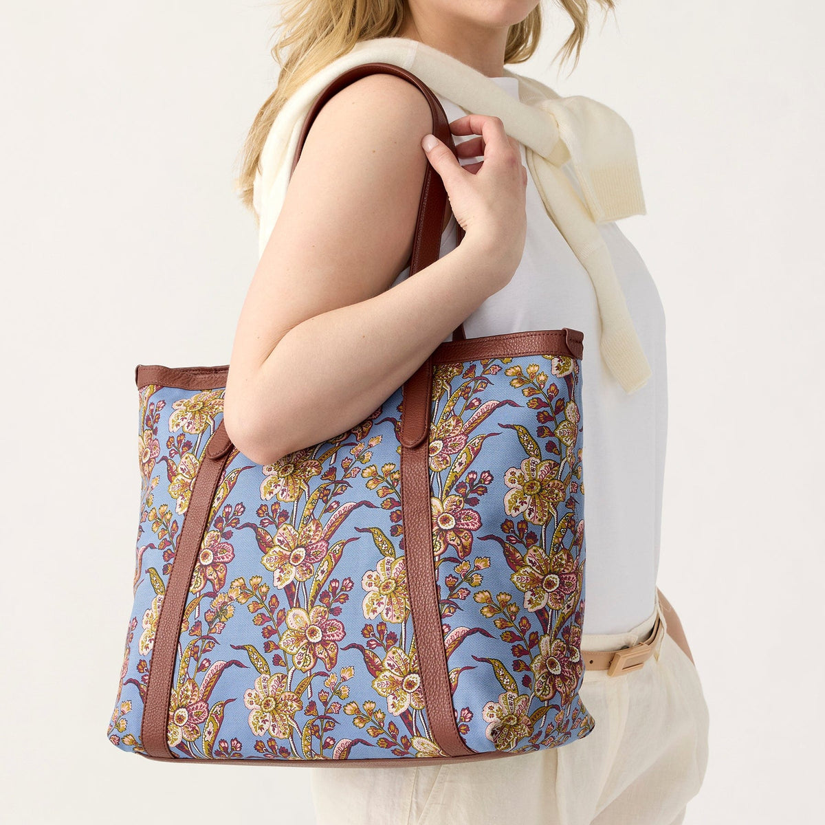 Original Zip Tote Bag - Begonia Fields