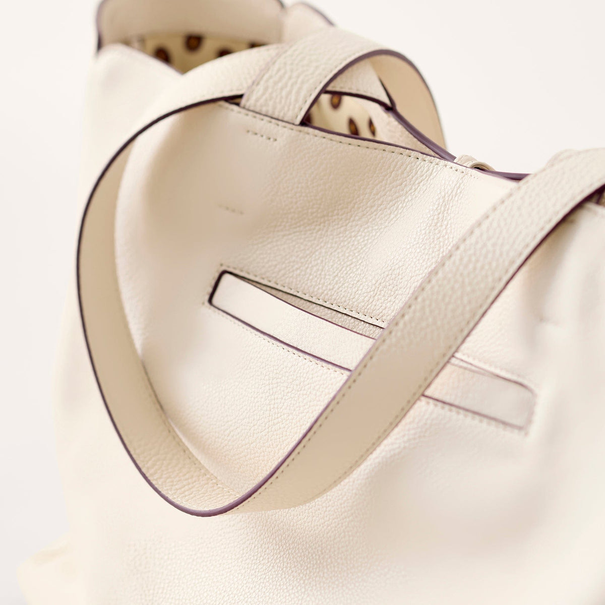 Hathaway Tote Bag - Eclectic Paisley Cottage Cream