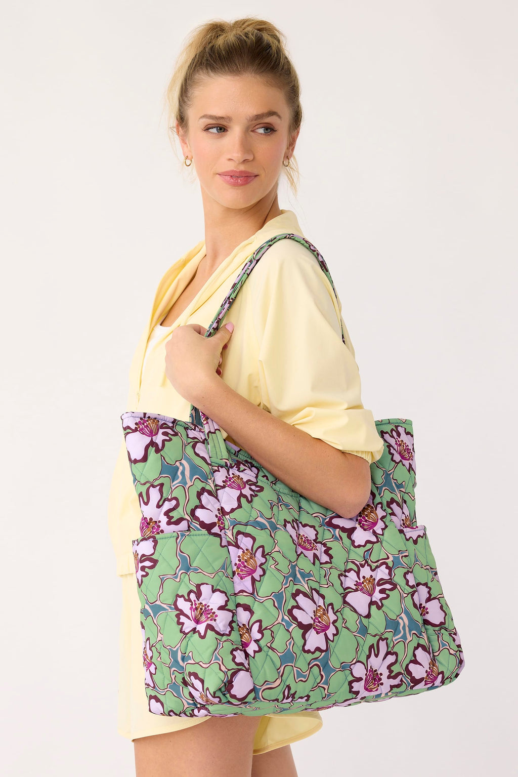 Large Glenna Tote - Reflecting Lily Pads